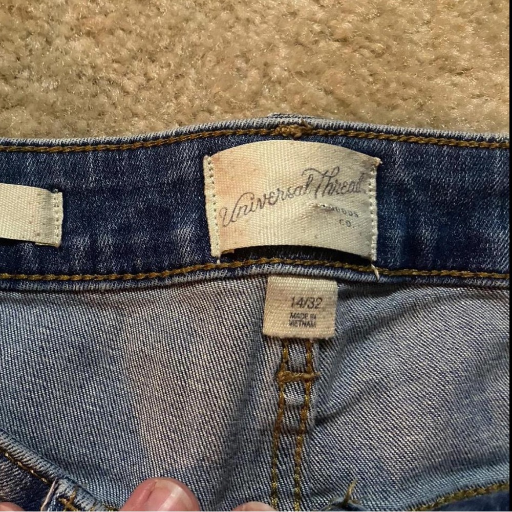 Universal Thread Ripped Blue Jean Shorts - Picture 2 of 3
